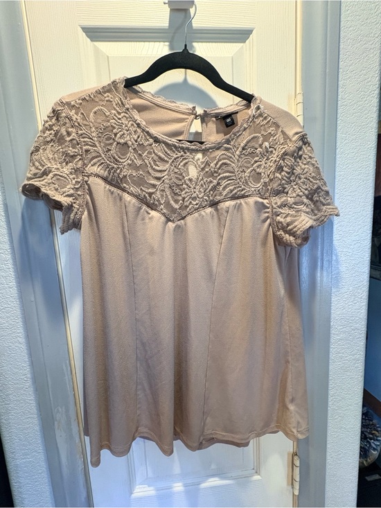 torrid Tops - torrid Lace Yoke Short Sleeve Blouse in Light Taupe